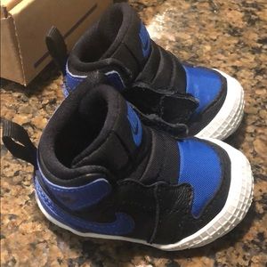 Baby shoes